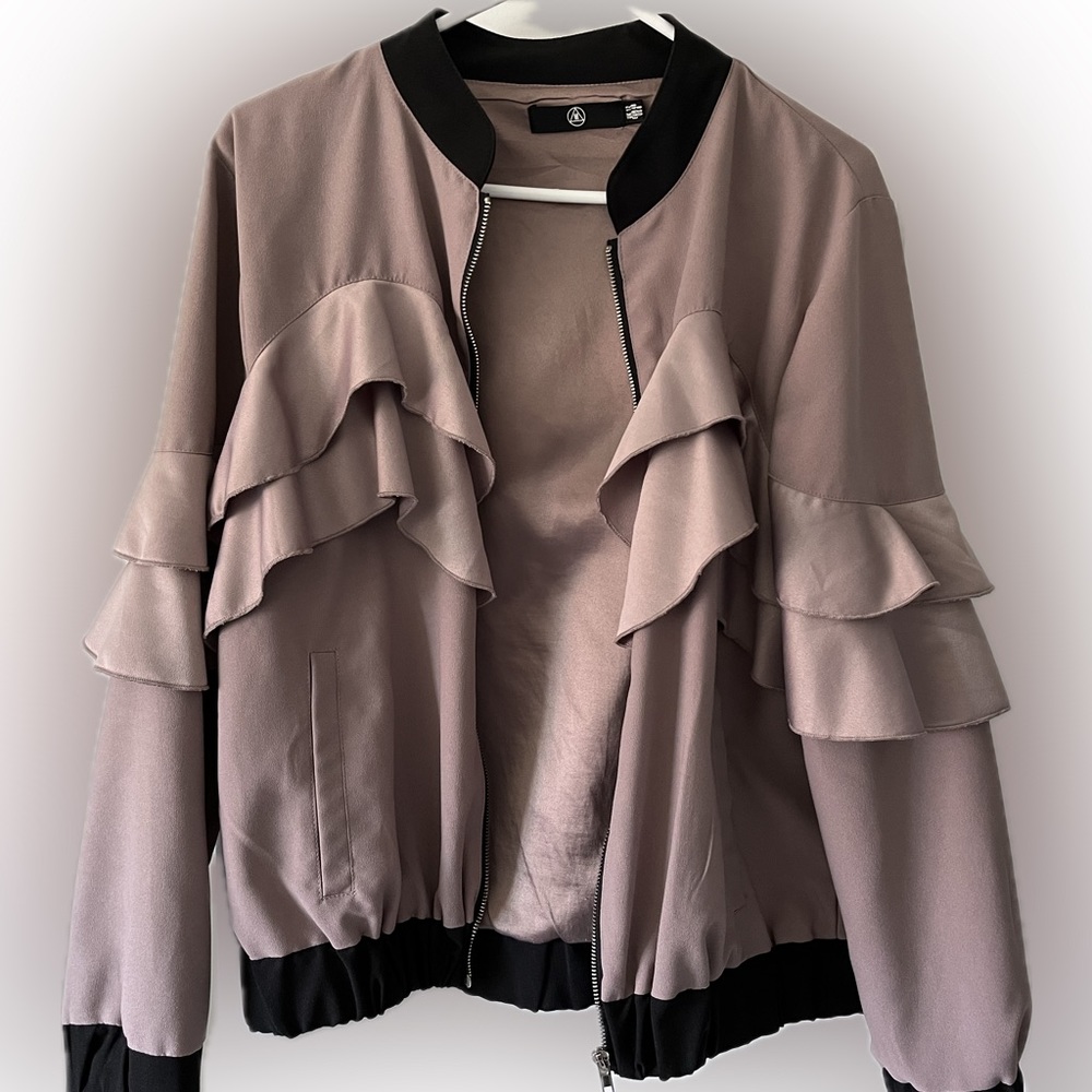 Bomber jacket - Picture 3 of 3